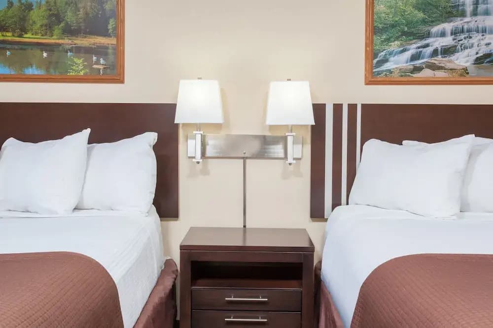 Economy Quadruple room with balcony