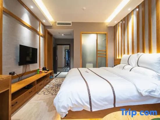 Standard Double room with canal view full double bed