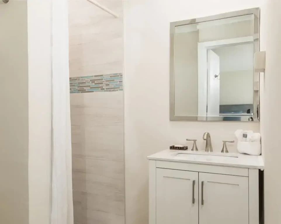 Comfort Double Suite with balcony and with garden view full double bed