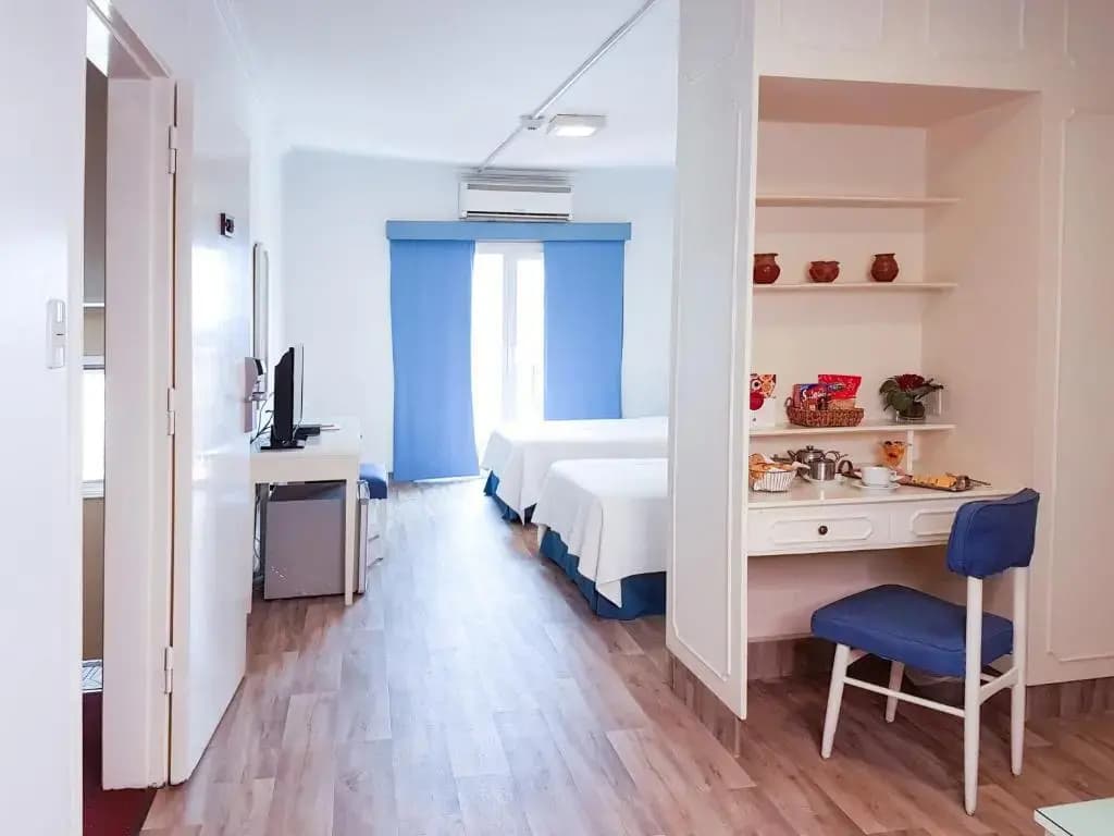 Standard Double Suite full double bed