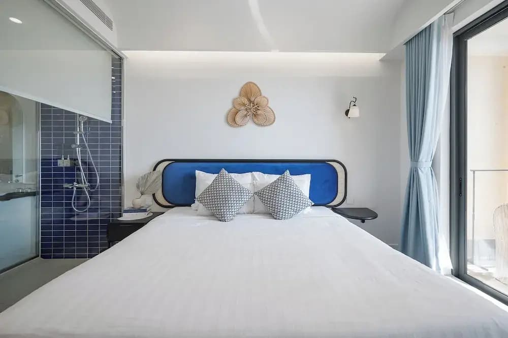 1 Bedroom Apartment beachfront