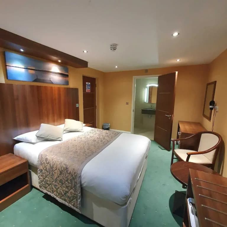 Executive Double room full double bed