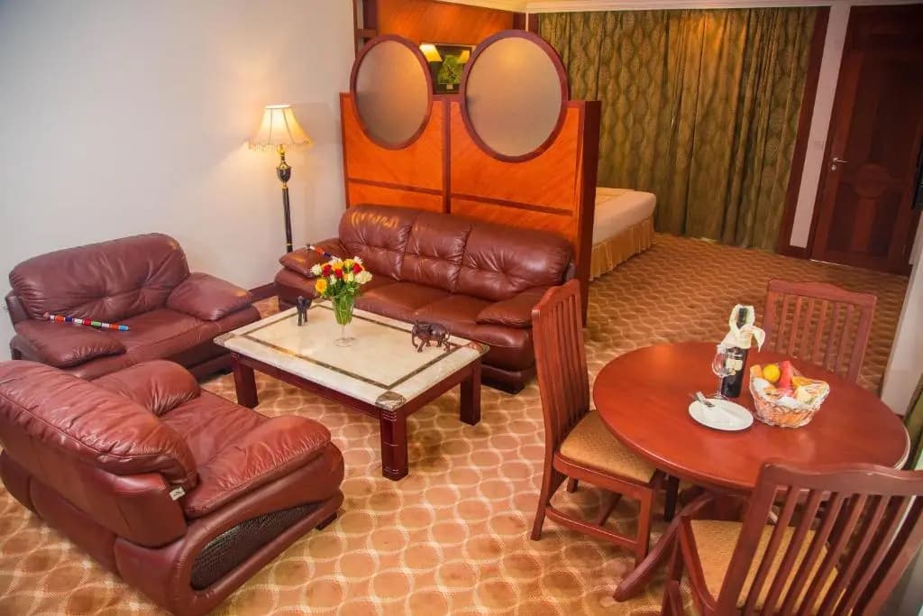 Deluxe Suite