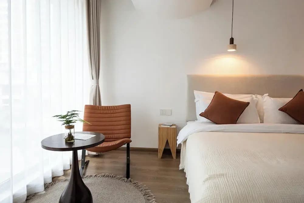 Comfort room