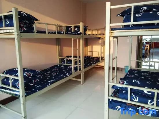 Bed in Dorm (male dorm)