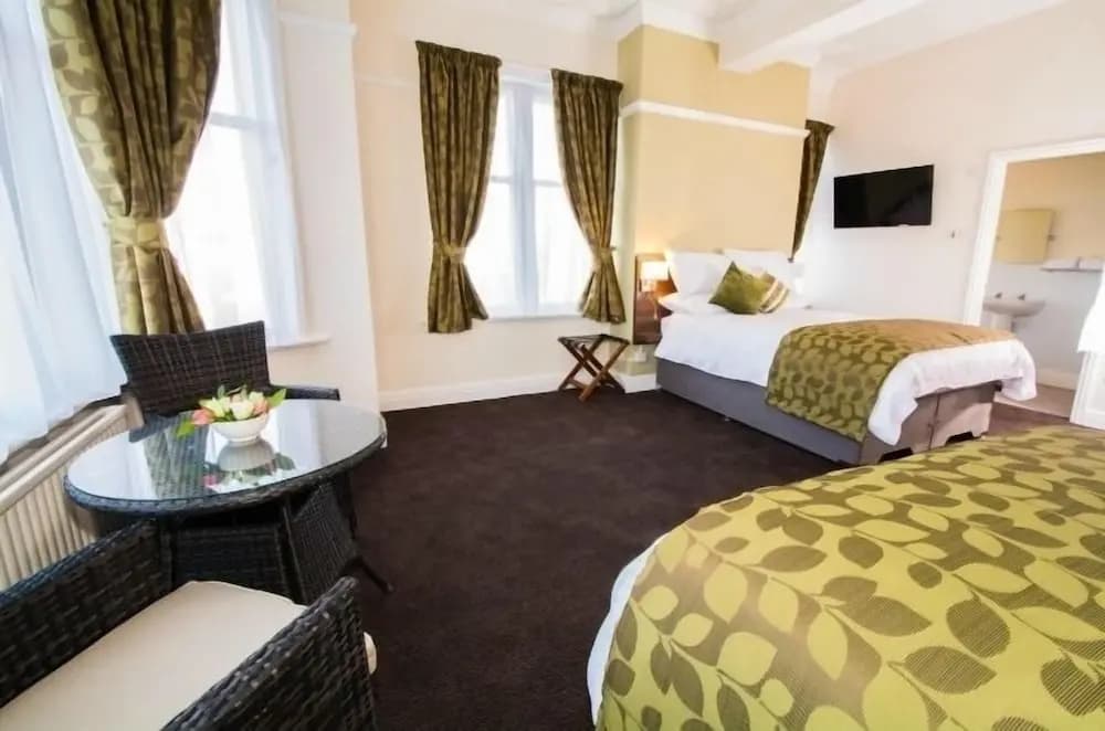 Hotel photo 5