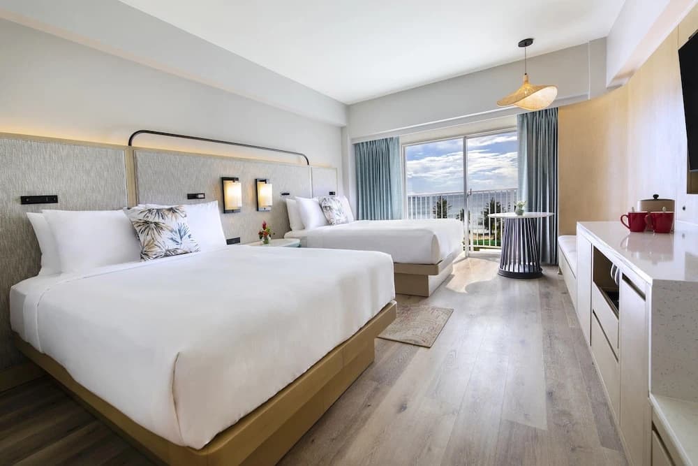 Standard Quadruple room with balcony and with ocean view