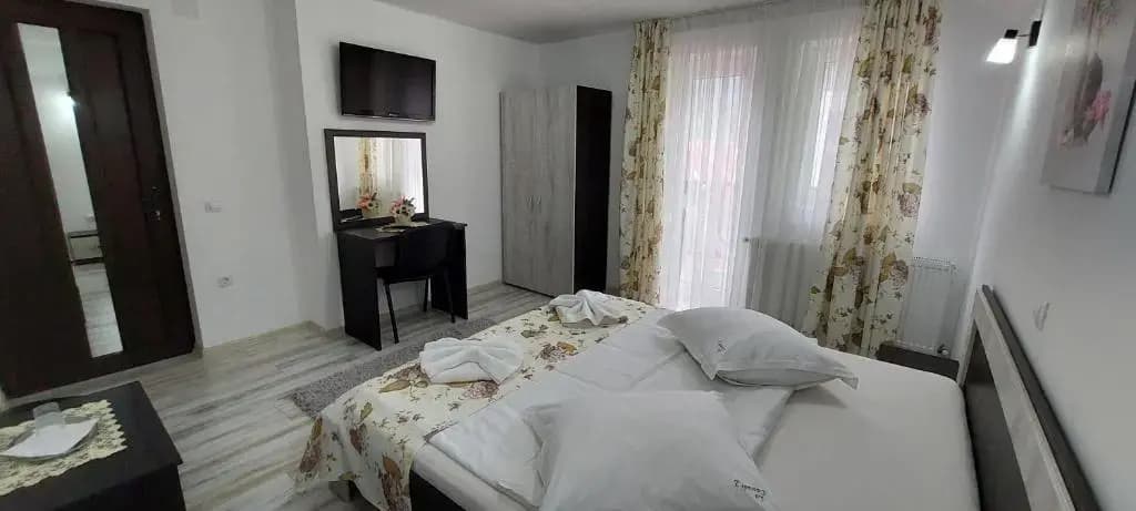 Standard Double room with balcony full double bed