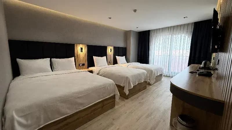 2 Bedrooms Deluxe Double room full double bed