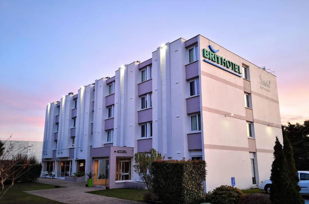 Hotel photo 1