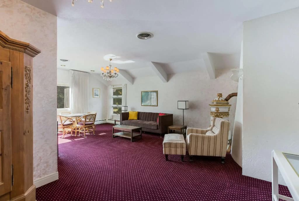 Quadruple Suite