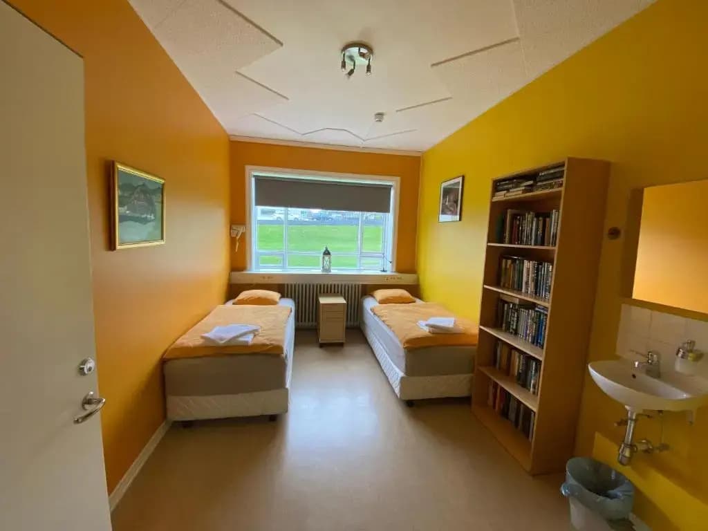 Double room twin beds