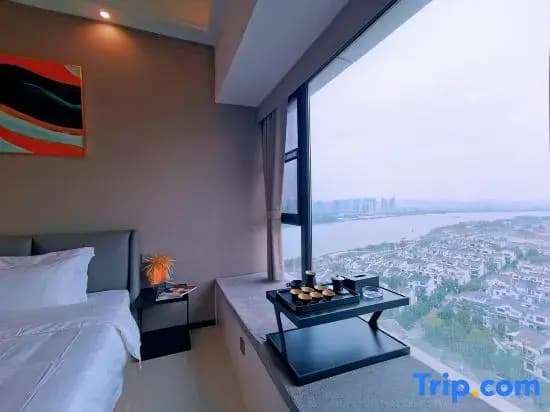 Deluxe Double room with river view twin beds