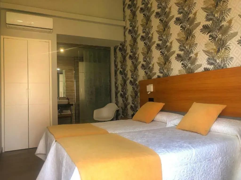 Standard Double room twin beds