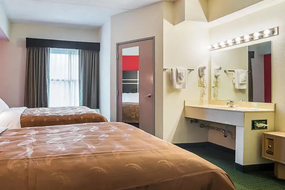 Standard Quadruple room