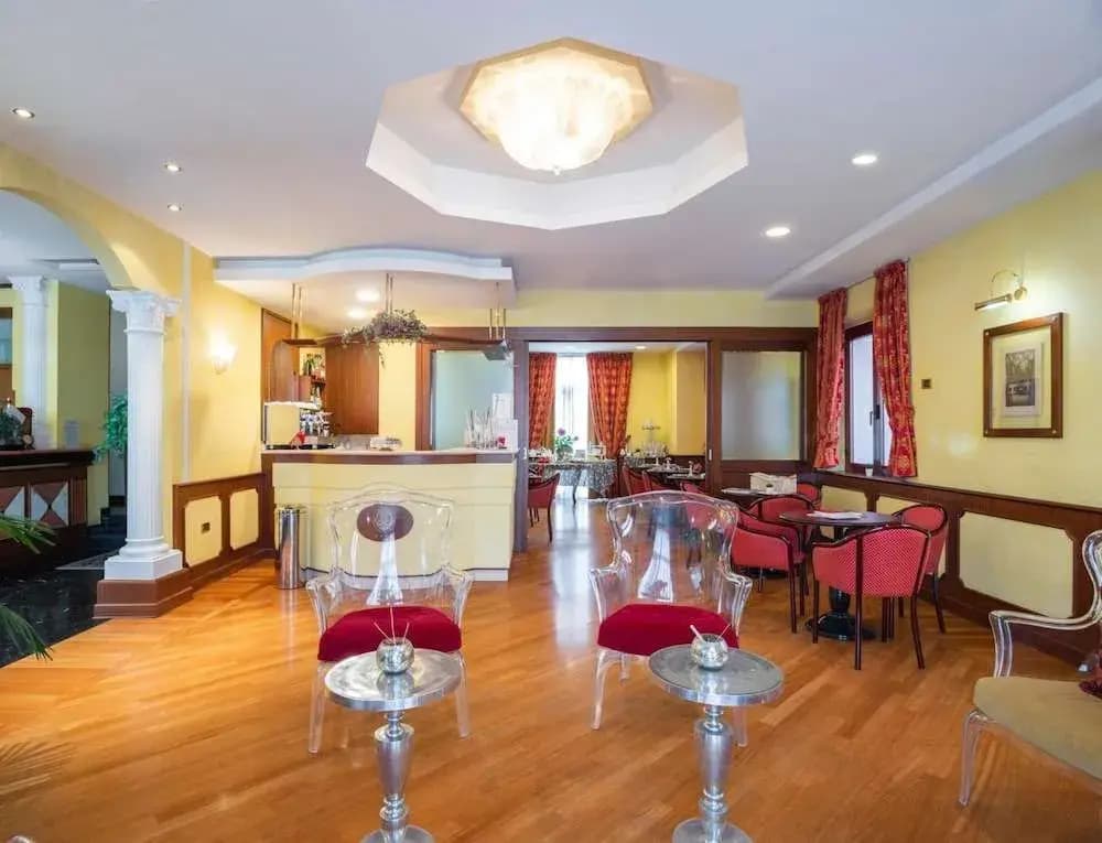 Hotel photo 20