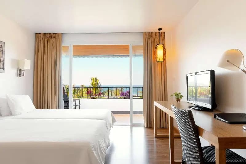 Deluxe Sea View Double room full double bed