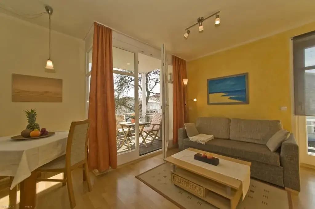 2 Bedrooms Apartment with sea view
