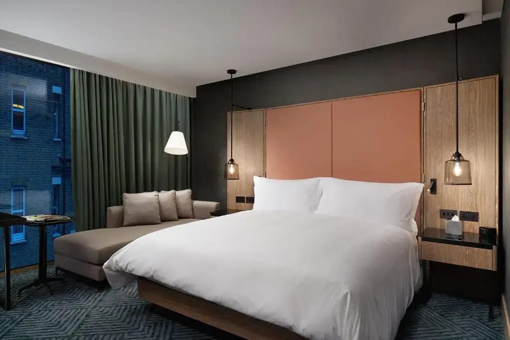 Deluxe Double room full double bed