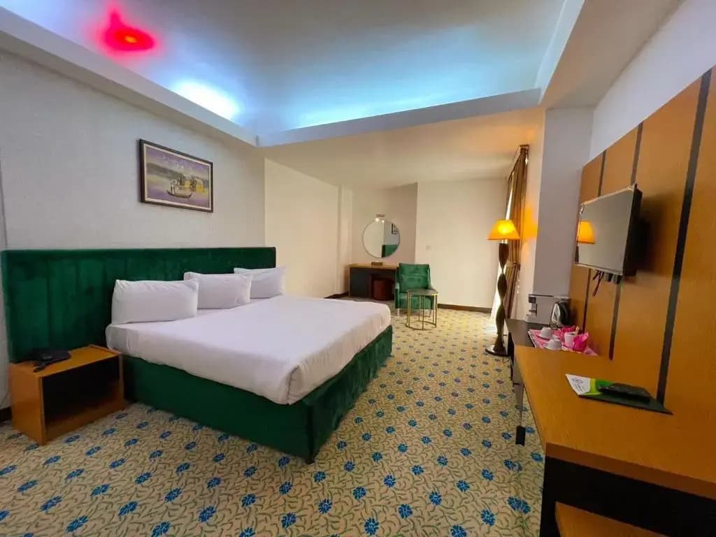2 Bedrooms Suite