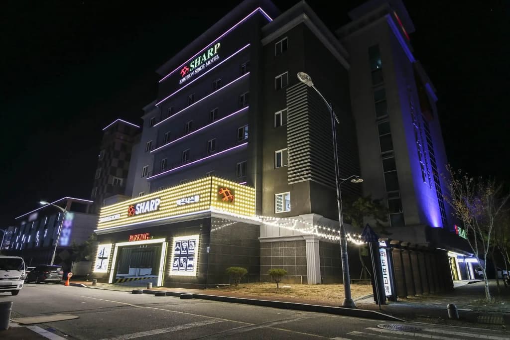 Hotel photo 1