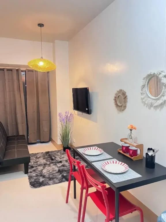 1 Bedroom Comfort room with balcony and with pool view