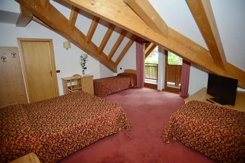 Standard Family room