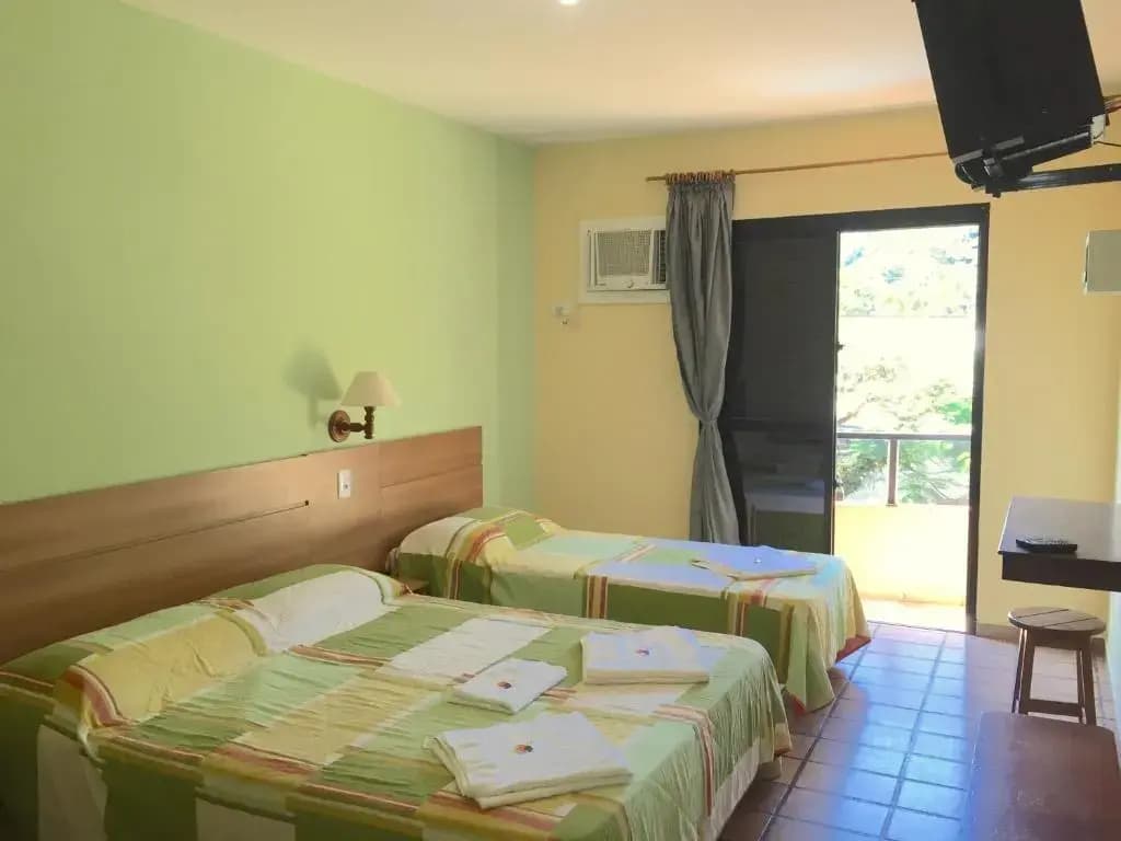 Quadruple Suite