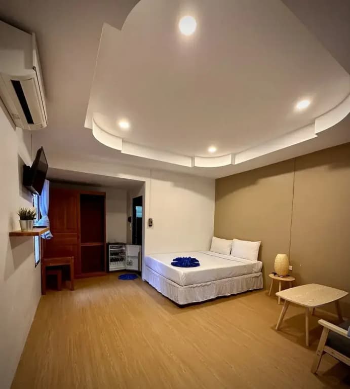 Standard room with balcony