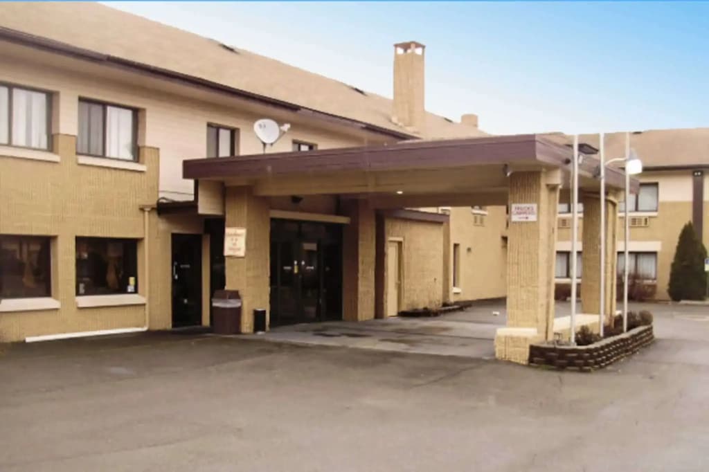 Hotel photo 1