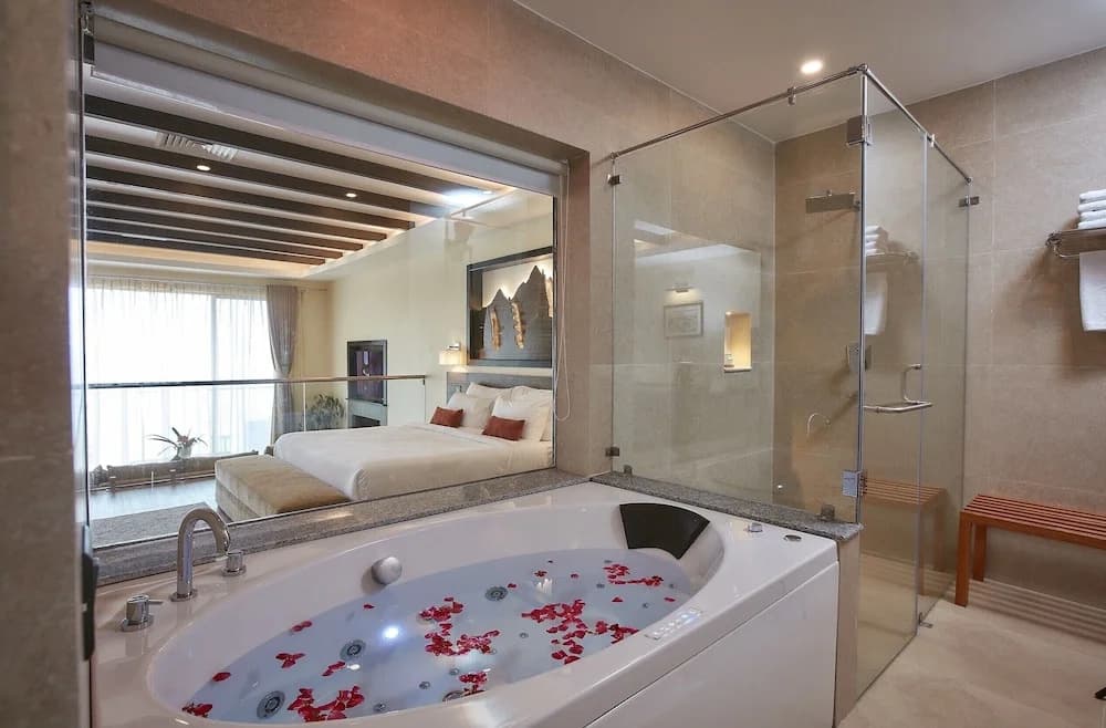 Executive room with balcony