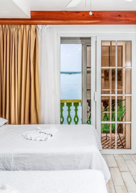 Premium Double room full double bed