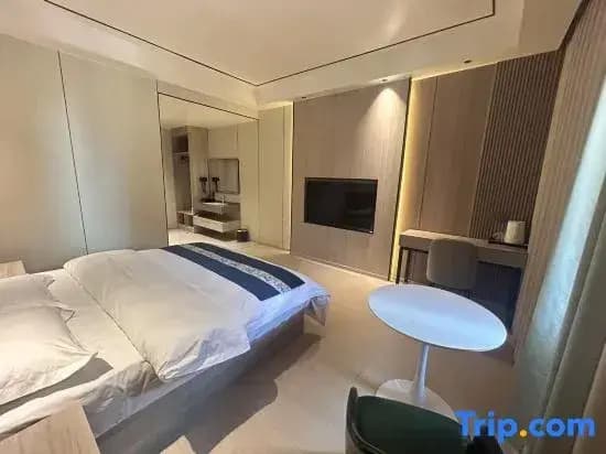 Deluxe Triple Villa