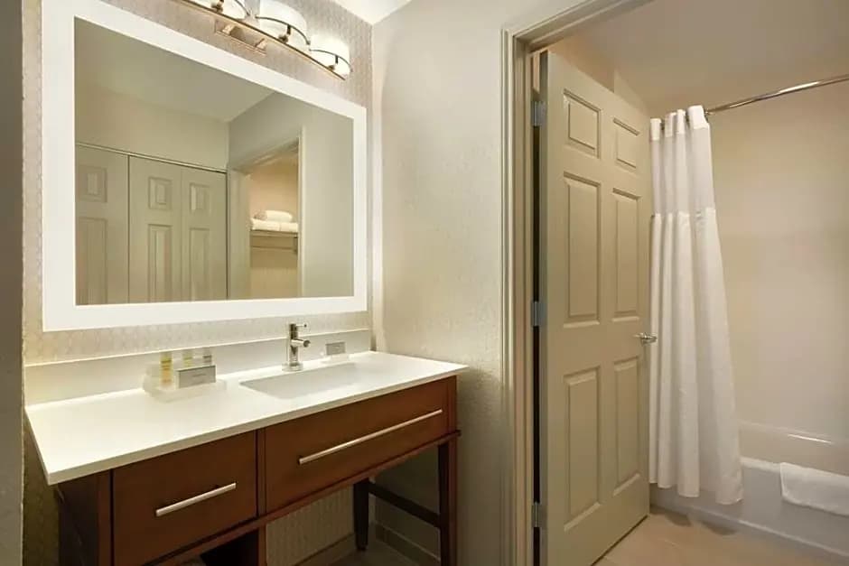 2 Bedrooms Quadruple Suite