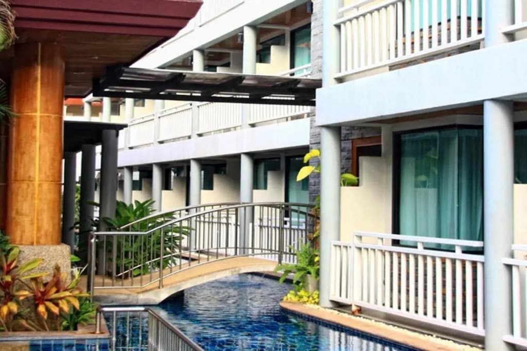 Hotel photo 12