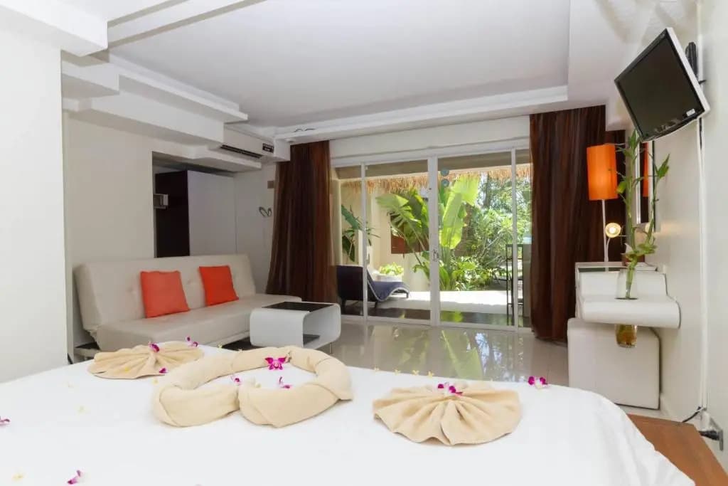 Hotel photo 1