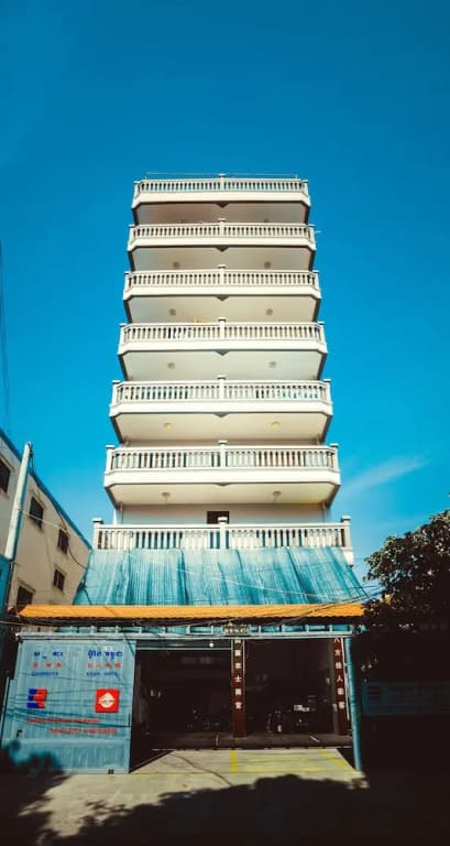 Hotel photo 1