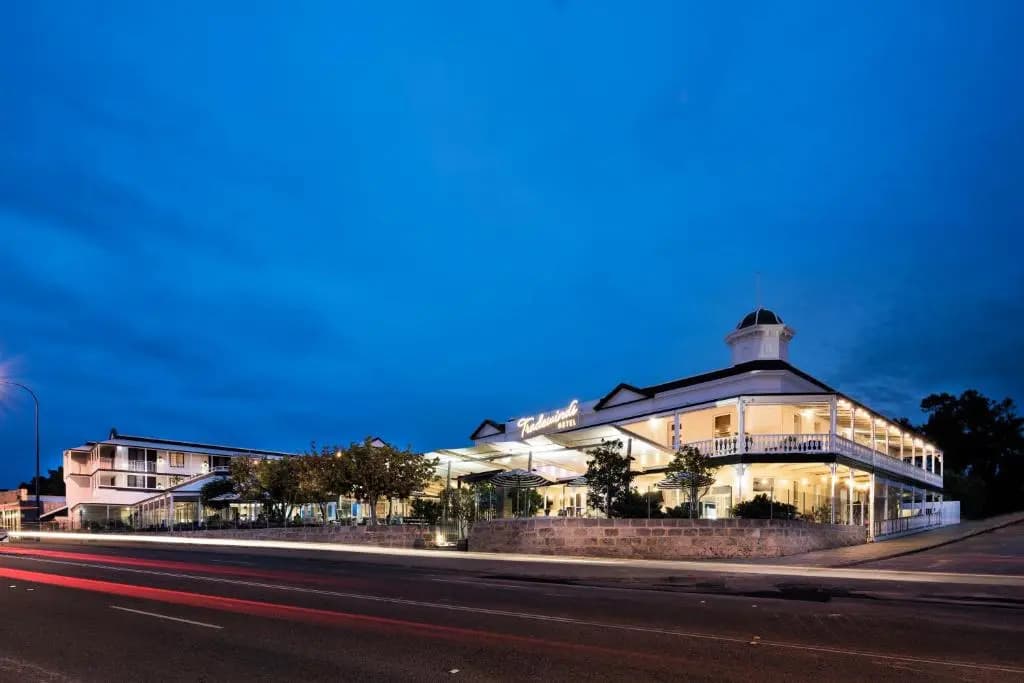 Hotel photo 1