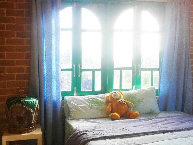 Suite with canal view