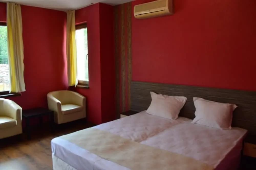 Deluxe Junior Suite