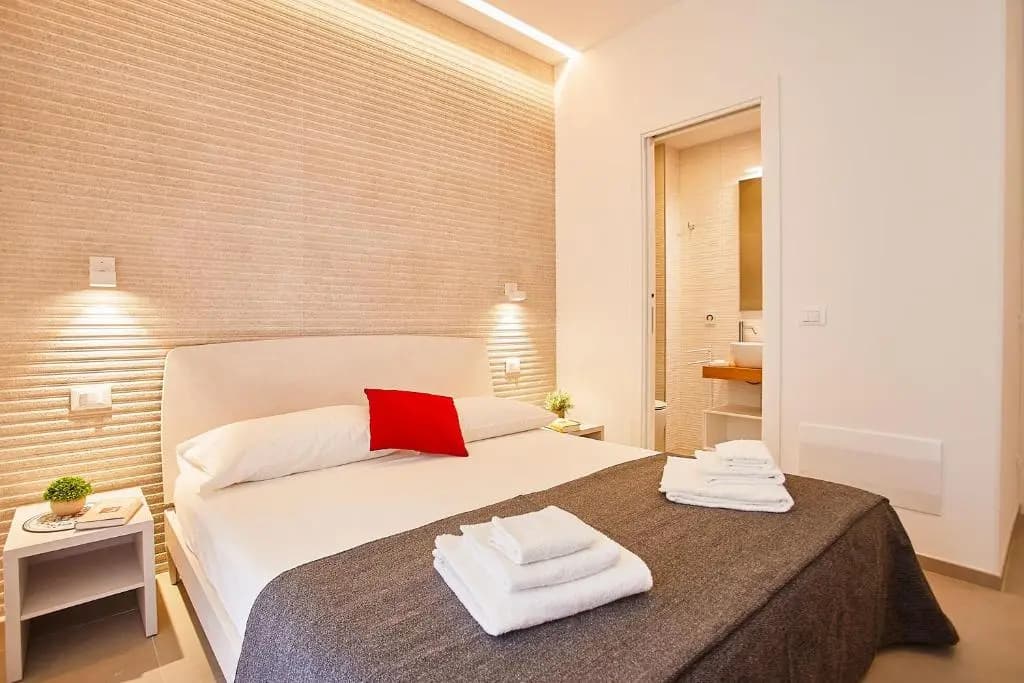 Standard Double room with balcony full double bed