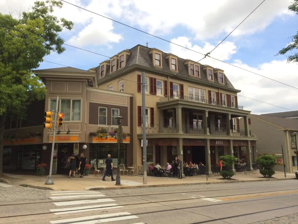 Hotel photo 1