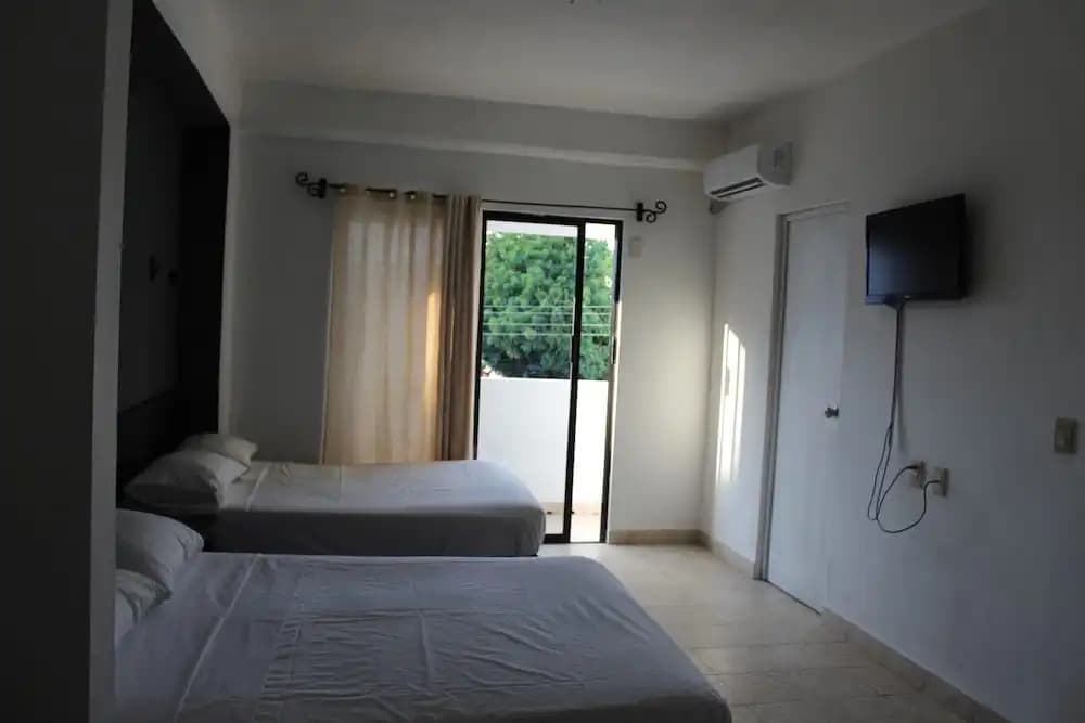 Hotel photo 1