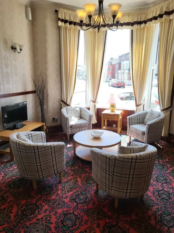 Hotel photo 12