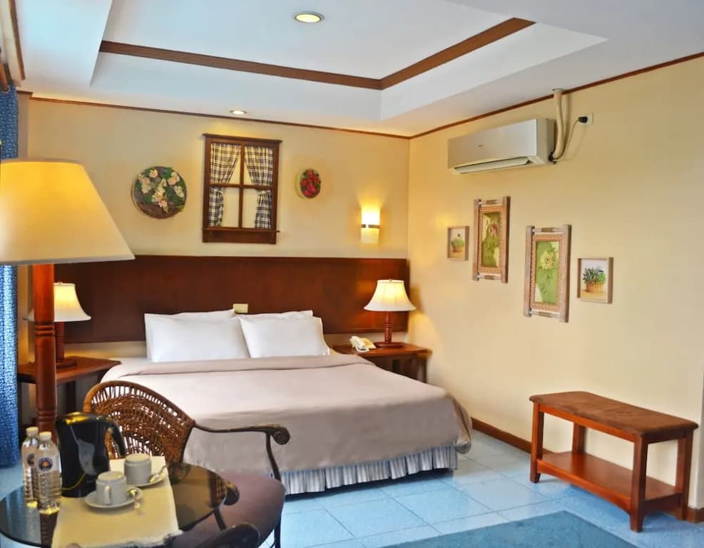 Standard Double room with balcony and with view full double bed