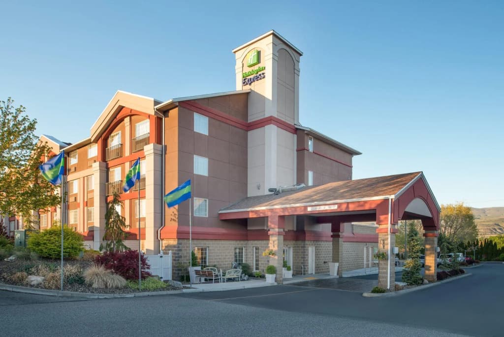 Hotel photo 1