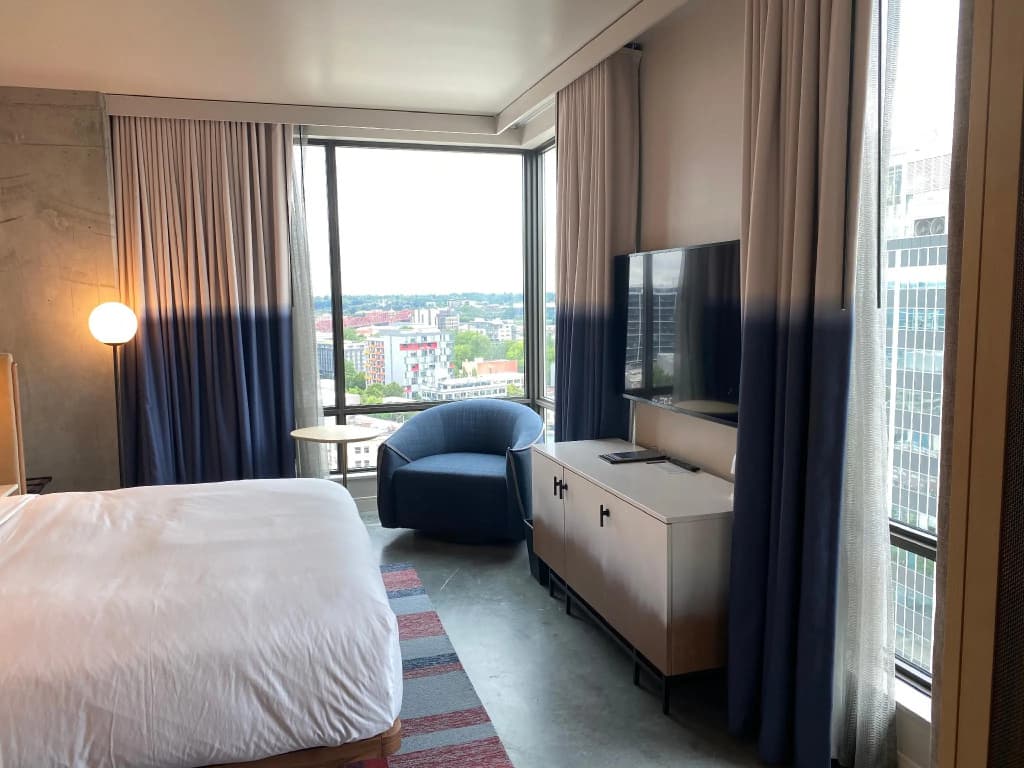 Double room full double bed
