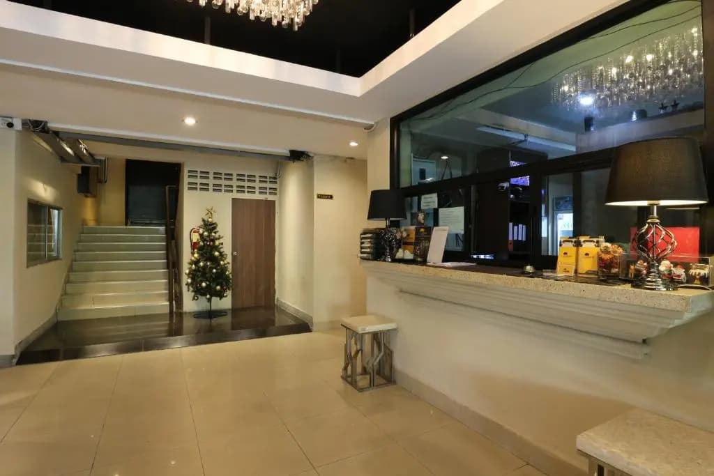 Hotel photo 1