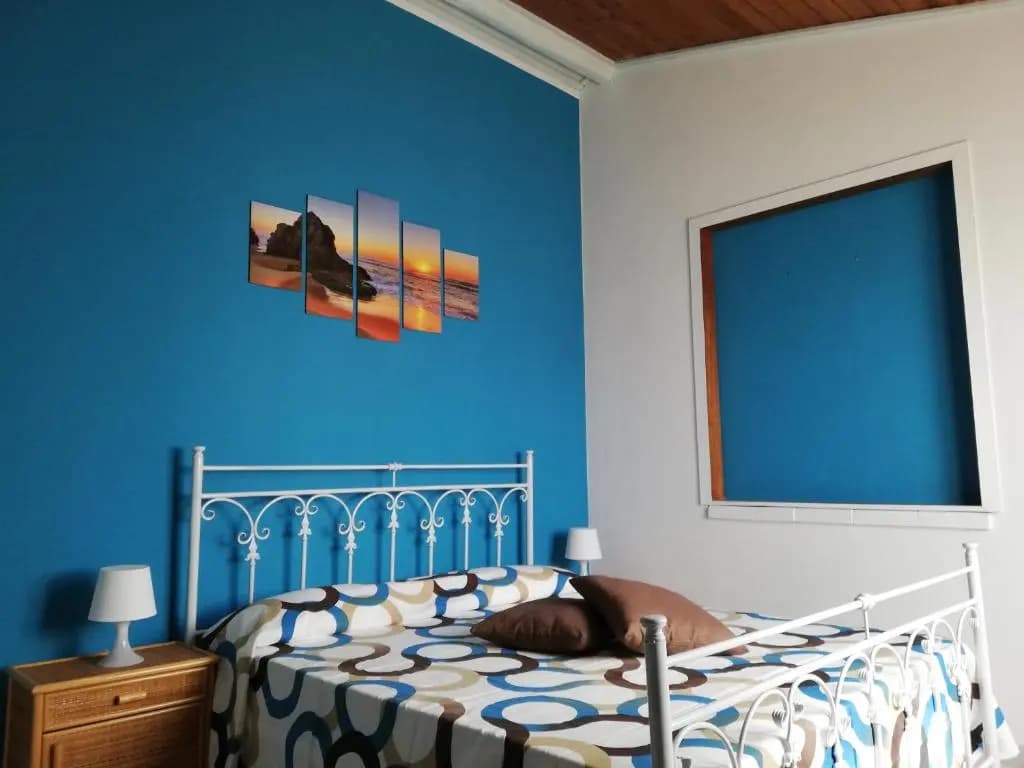 2 Bedrooms Cottage