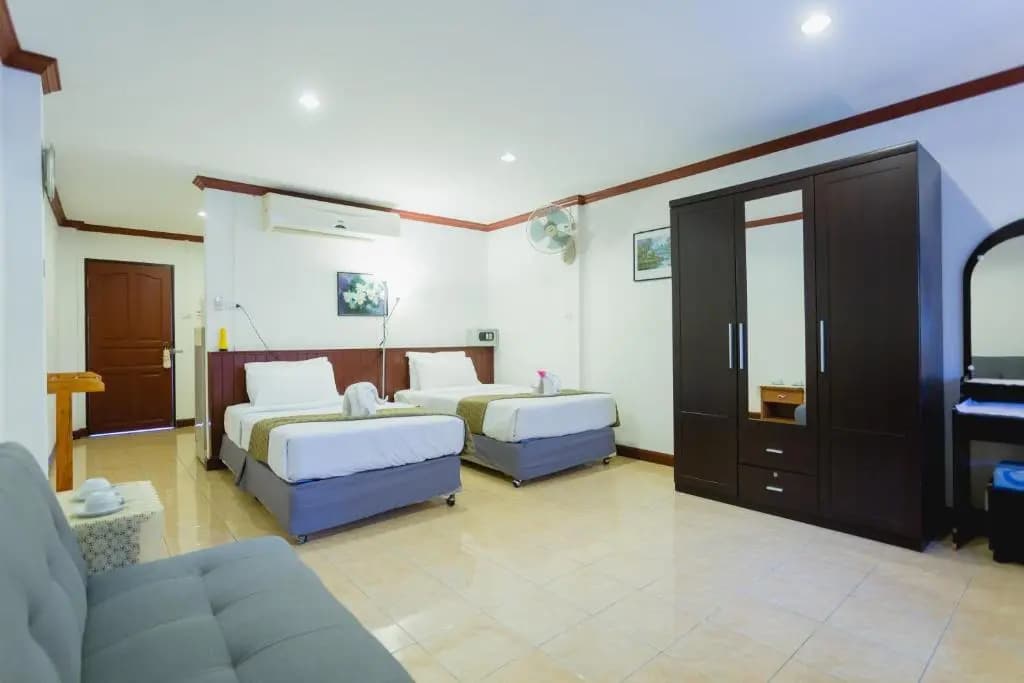 Standard Double room with balcony twin beds